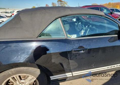 2013 Ford Mustang z USA, uszkodzony, nr VIN 1ZVBP8EM5D5225714